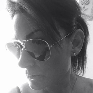 Meet your Posher, April